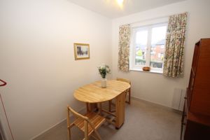 Dining room- click for photo gallery